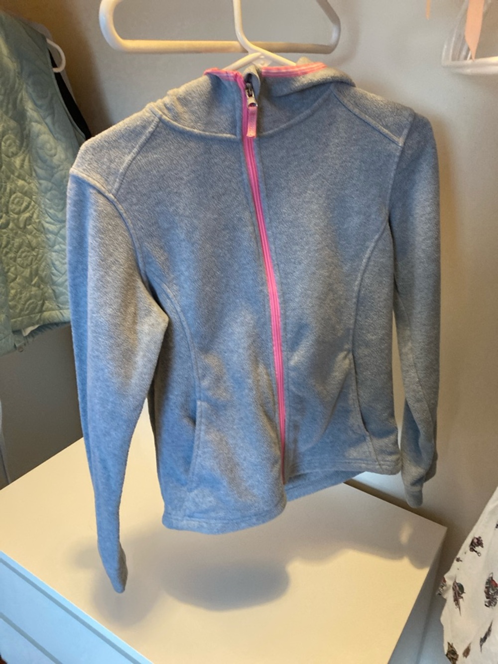 ZeroXposur Girls Light Gray Hoodie with Pink Zip